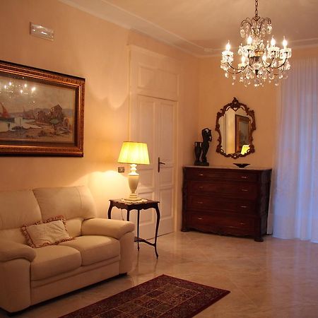 Borgo Antico Santa Lucia Bed & Breakfast Потенца Екстериор снимка